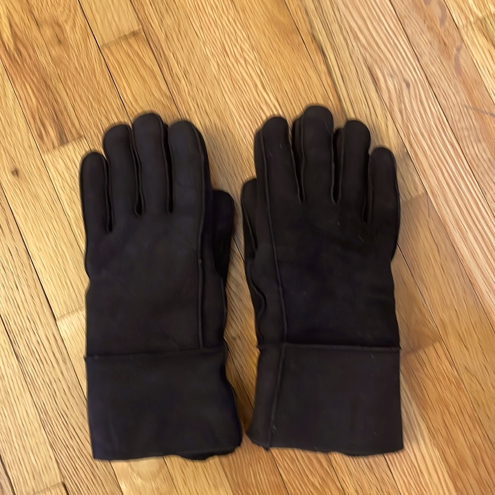 Unisex Gloves Mens Med or Womens Large Suede Imitation Fur lined. Never used